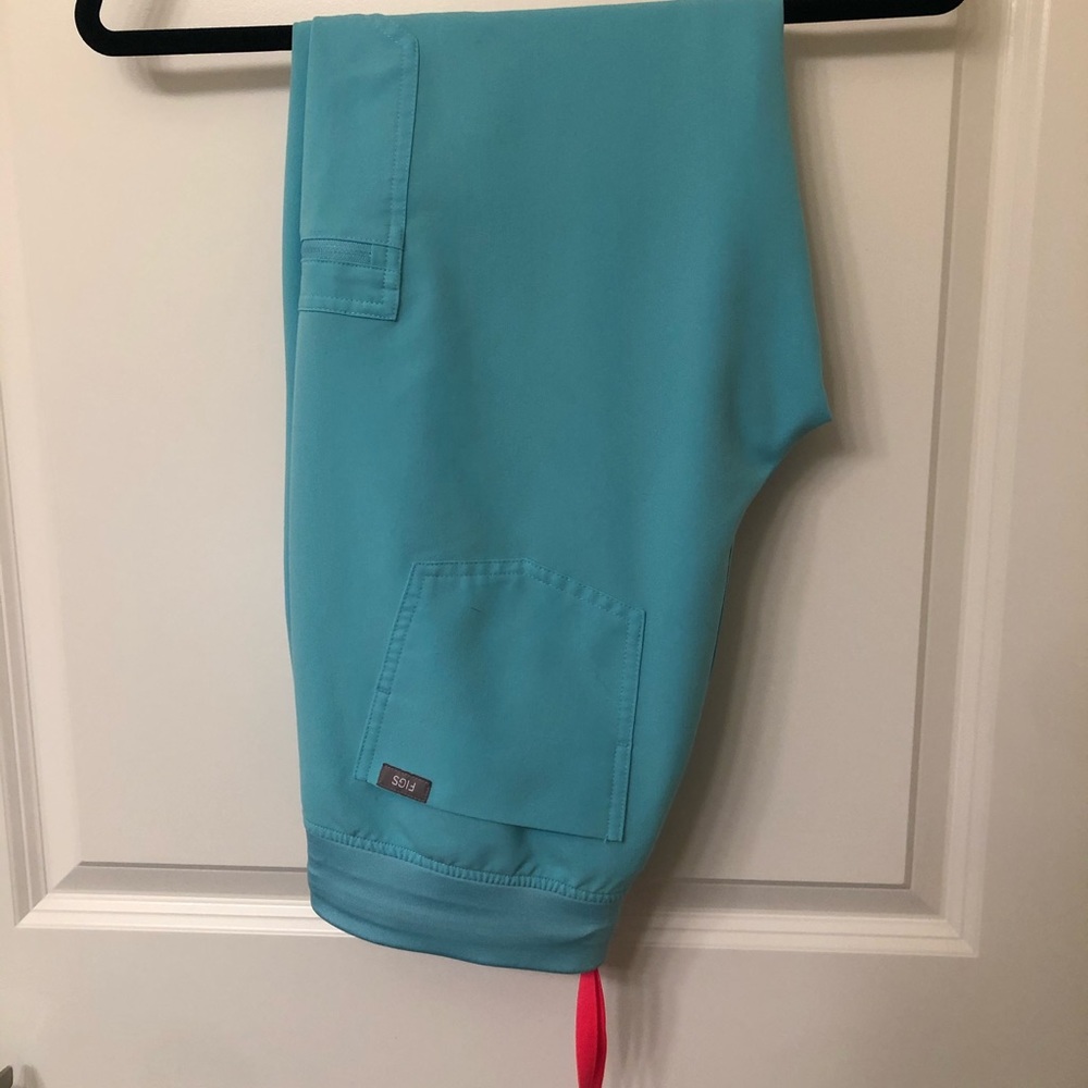 Figs Zamora Jogger Limited Edition Neon Blue